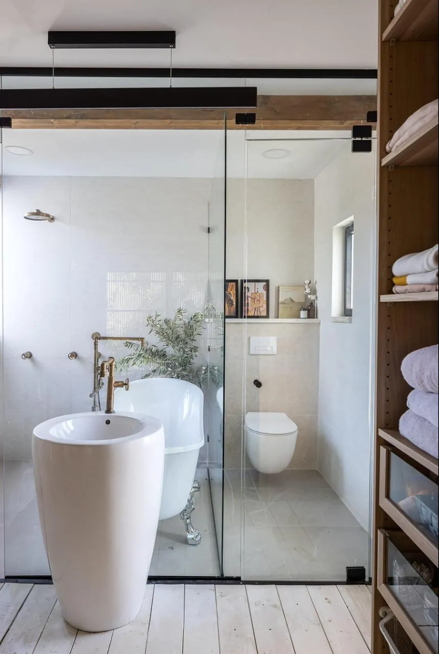 Frameless glass shower price